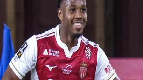 乔治2亿年薪争议发酵，顶薪之争升级，记者追问，他能逆风翻盘吗？